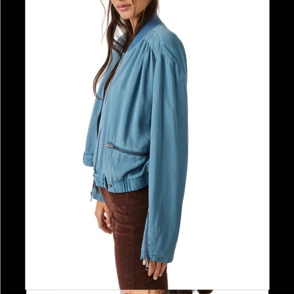 Sold NWT KNOCK OUT SIREN
BOMBER JACKET XS - Picture 2 of 5